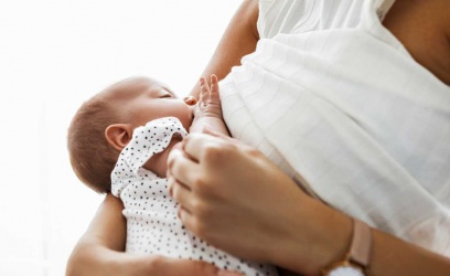 Sữa mẹ chứa kháng thể ngừa COVID-19 nếu mẹ đã tiêm vaccine phòng bệnh